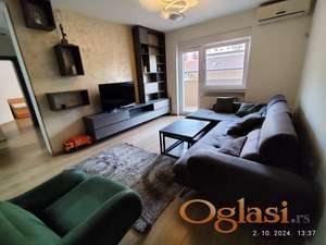 **FENOMENALAN PORODICAN STAN NA NOVOJ DETELINARI**